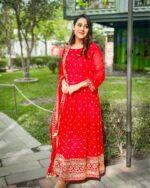 Gown/Dupatta Fabric : Georgette Work : Stylish sequence Work